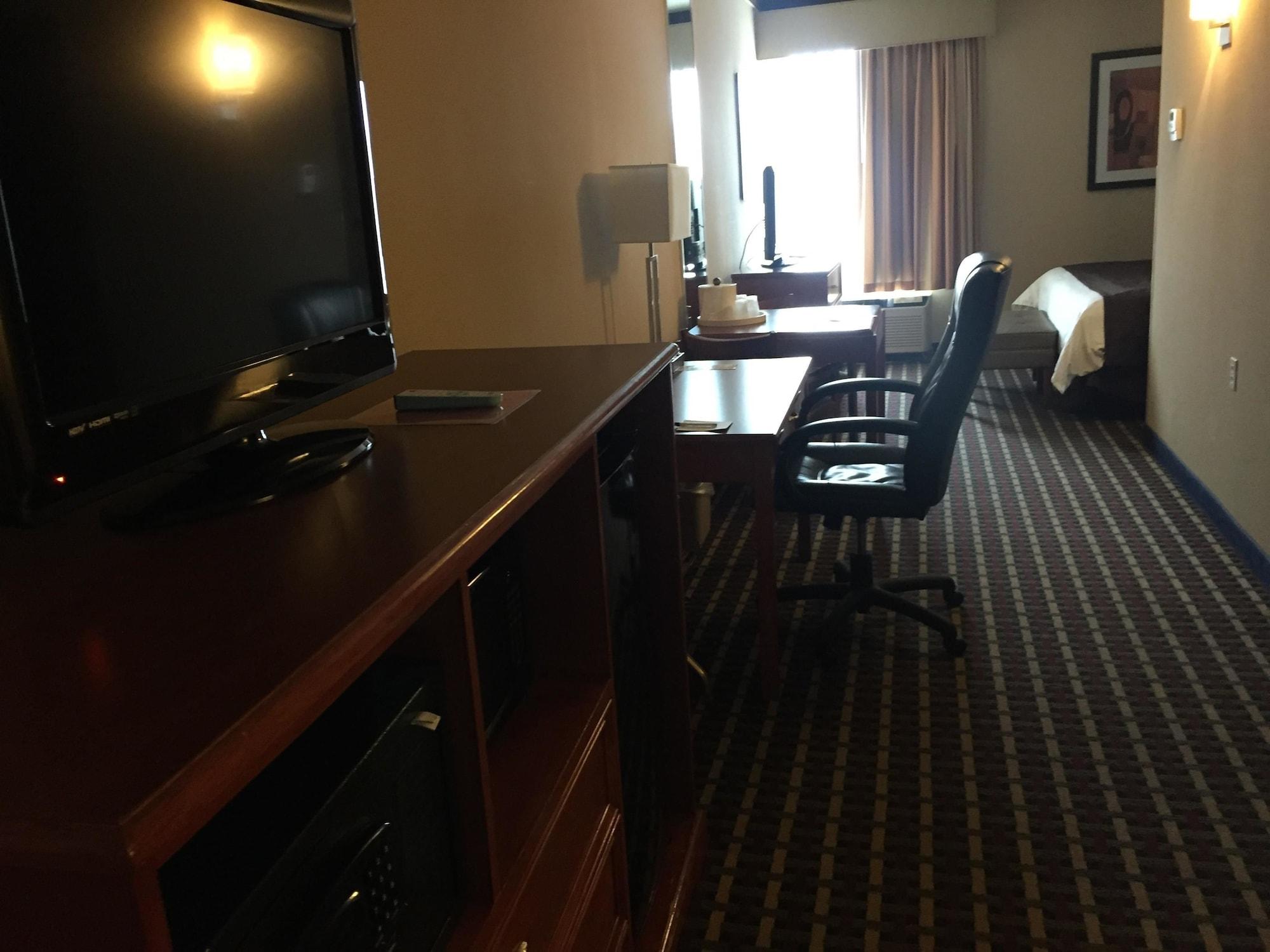 Best Western Fort Washington Inn Exterior photo
